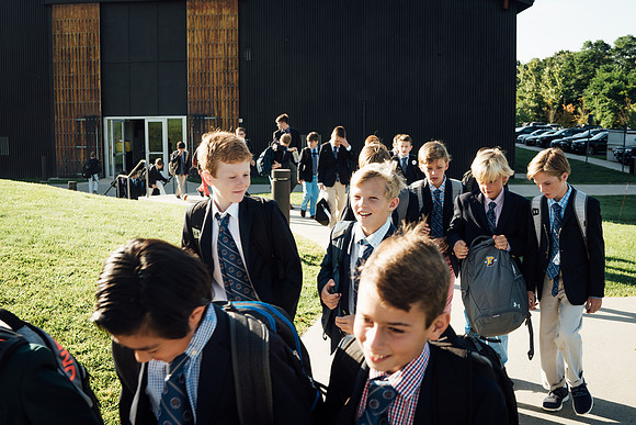 firstday18_assembly_jk_7850