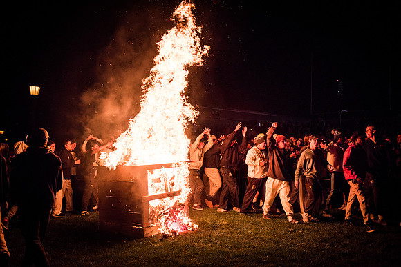 hc15_bonfireworks15_wkl_5658