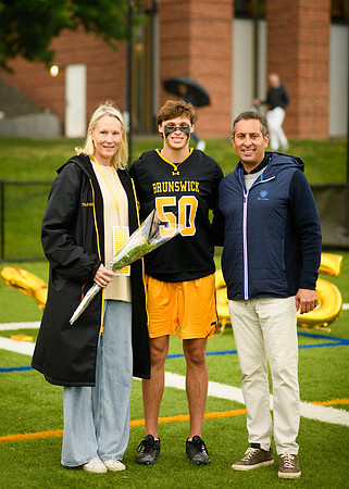 lacrosse_2025-05-13_seniorday_wkl1_8440
