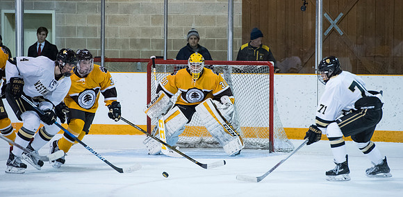 hockey_2016-12-10_dburns_6382