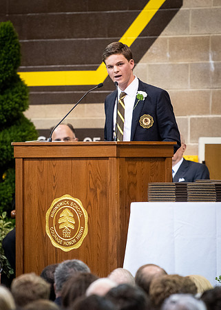 graduation19_wkl2_8213