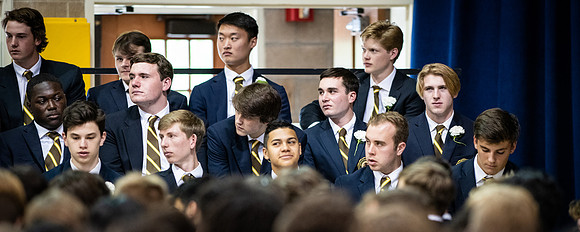 graduation19_wkl1_9207