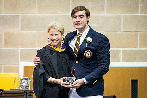 graduation19_wkl1_9449