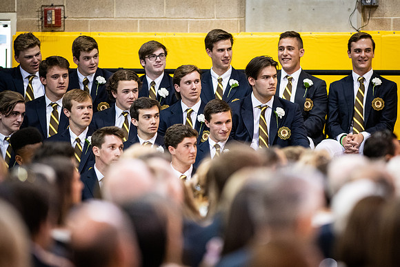 graduation19_wkl1_9180