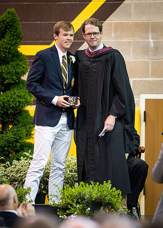 graduation19_wkl1_9467