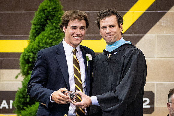 graduation19_wkl1_9475