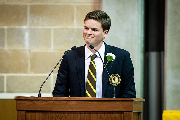 graduation19_wkl1_9144