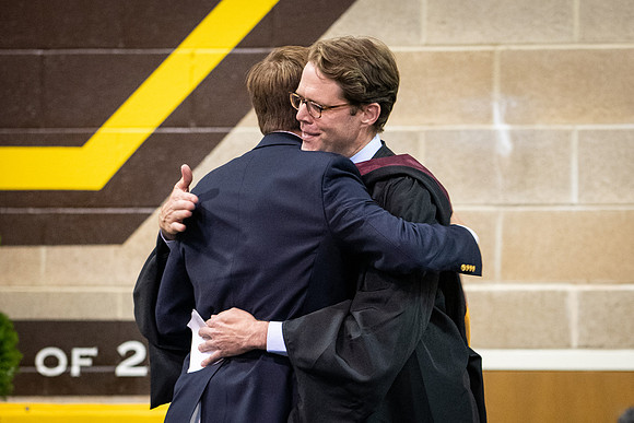graduation19_wkl1_9460
