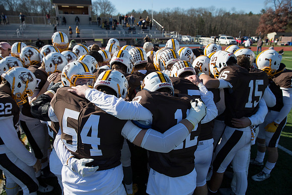 football_nepsac15_mg_8314