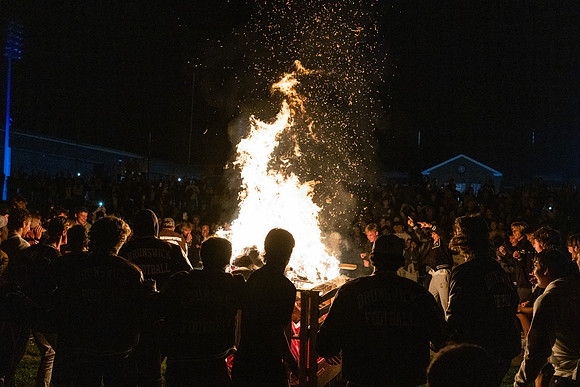 hc22_bonfireworks_jk_1807