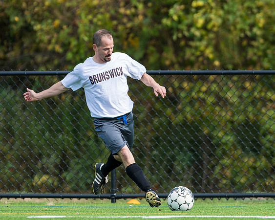 hc17_alumni_soccer_dburns_0372