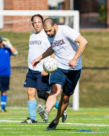 hc17_alumni_soccer_dburns_0473