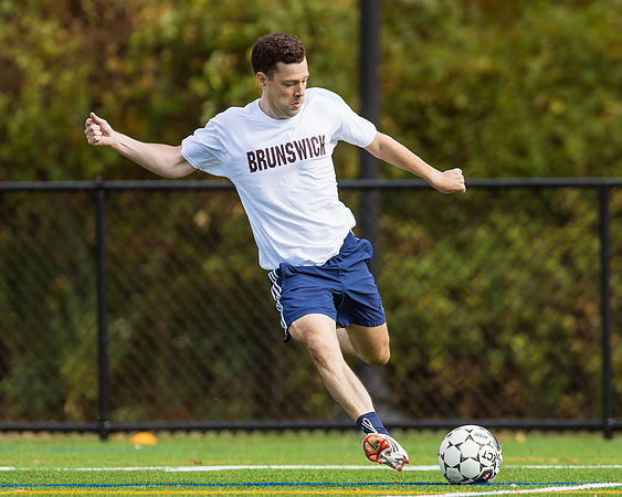 hc17_alumni_soccer_dburns_0409