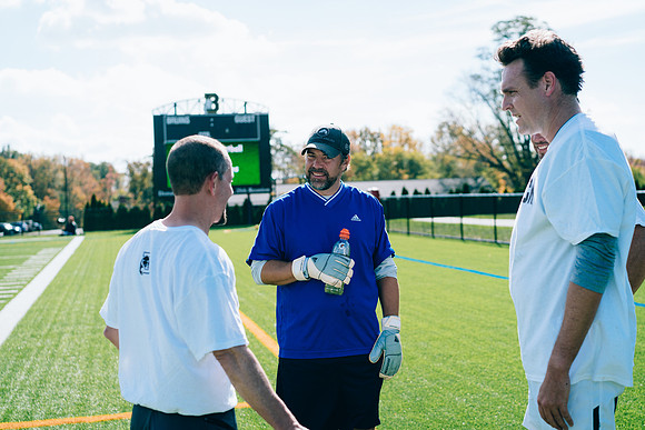 hc17_alumnisoccer_jk_6441