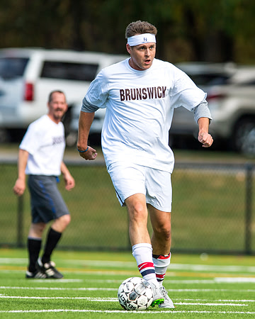 hc17_alumni_soccer_dburns_0427