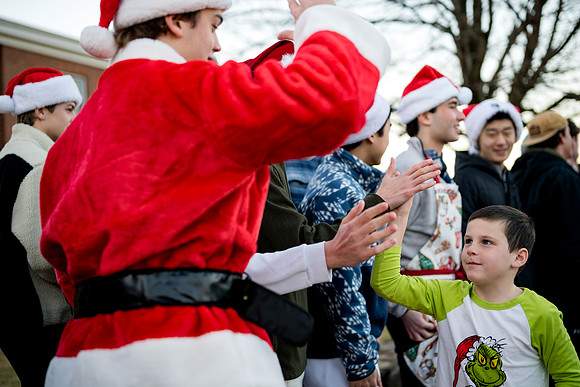 holiday_handshake24_ah_0029