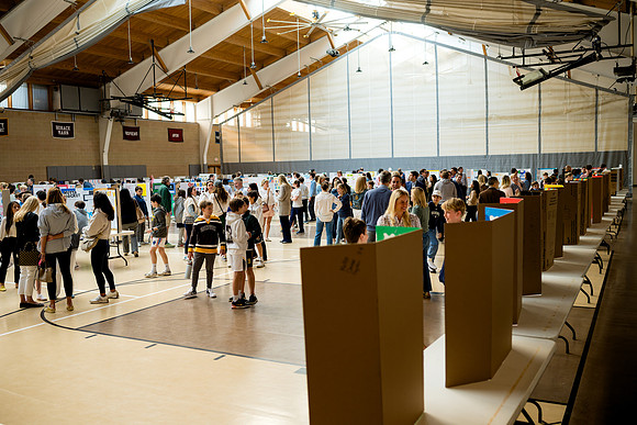 sciencefair25_ms_ah_0116