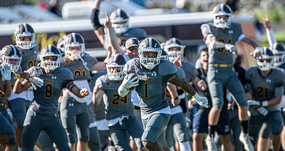 football_2021-09-25_dburns1_4891