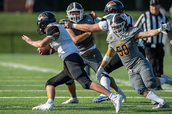 football_2021-09-25_dburns2_3491