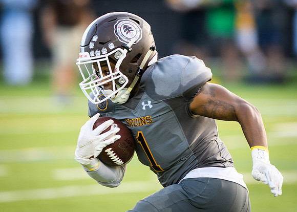 football_2021-09-25_wkl1_0012