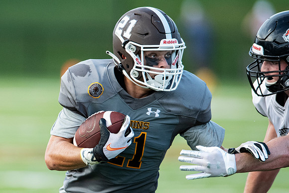 football_2021-09-25_dburns2_3656