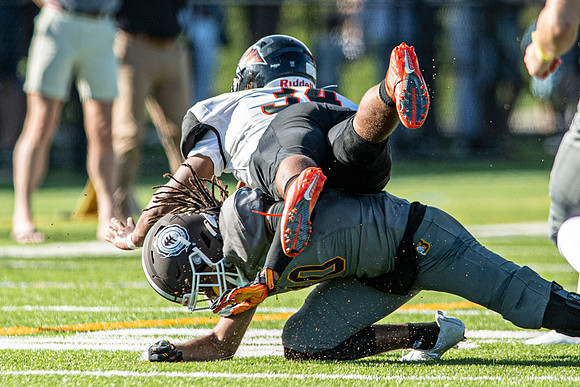 football_2021-09-25_dburns2_3523