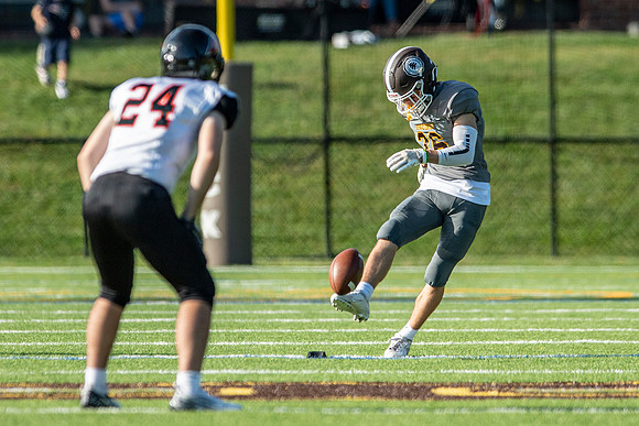football_2021-09-25_dburns2_3480