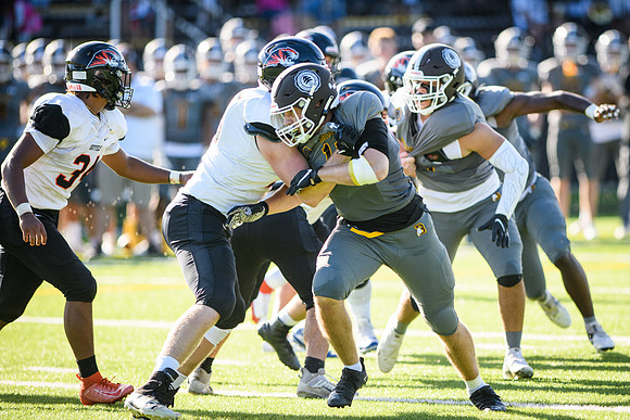 football_2021-09-25_wkl1_9550