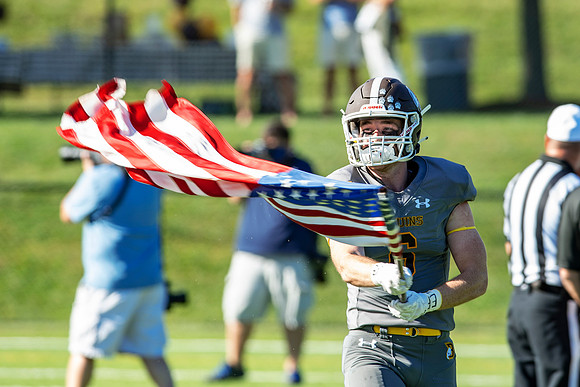 football_2021-09-25_dburns2_3373