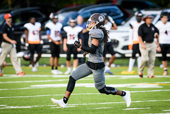 football_2021-09-25_wkl1_0116