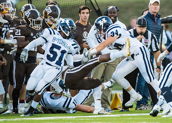 football_2016-09-24_dburns_0408