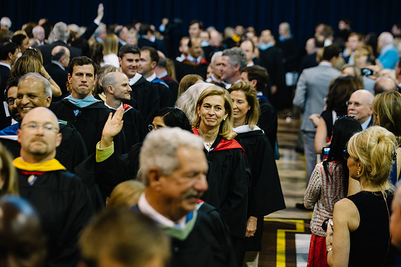 graduation16_hp_2301