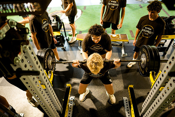 football_liftforlife25_ah_0111