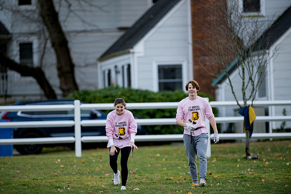 turkeybowl24_us_ah_0233