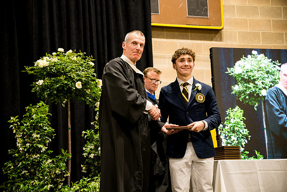 graduation25_diploma_ah_0832