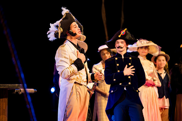 hmspinafore_springmusical25_fri_us_ah_0041