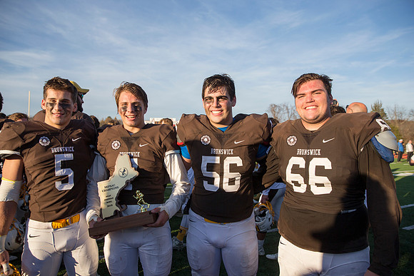 football_nepsac15_mg_8998