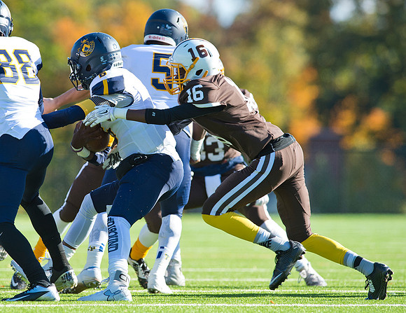 hc15_football_dburns_3974