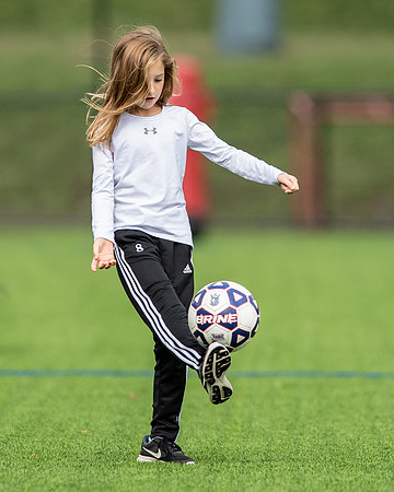 hc18_alumni_soccer_dburns_4849