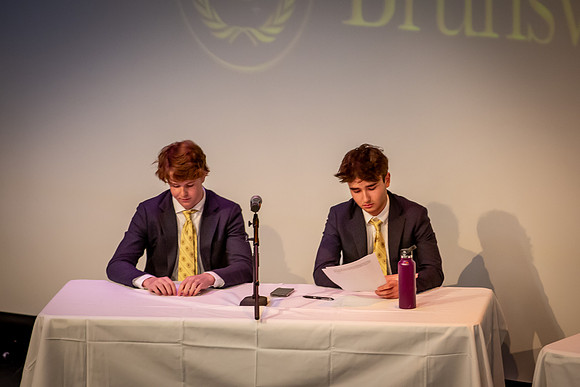 uniondebate_us_jfess_0913