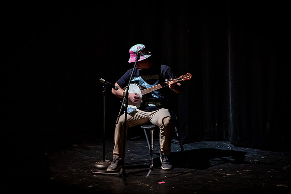 talentshow_us_jfess_0702