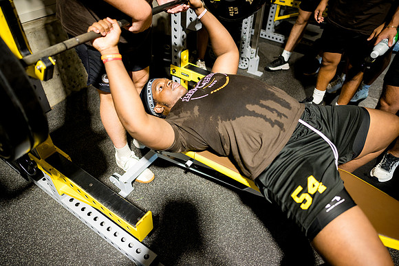 football_liftforlife25_ah_0185