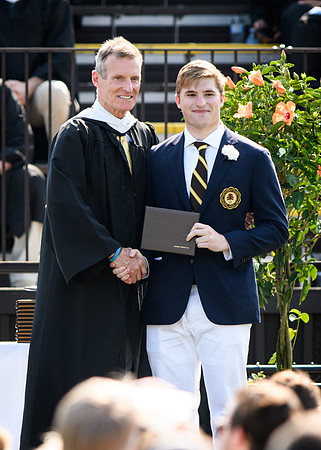 graduation21_diploma_wkl_4710
