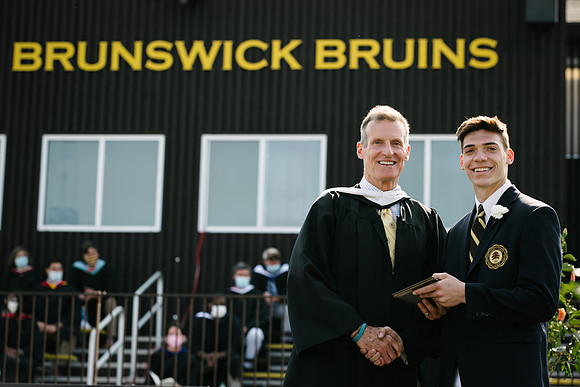 graduation21_diploma_ah_0206