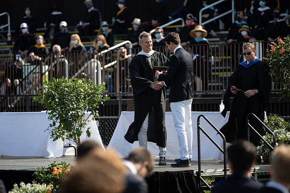 graduation21_diploma_gh_0615