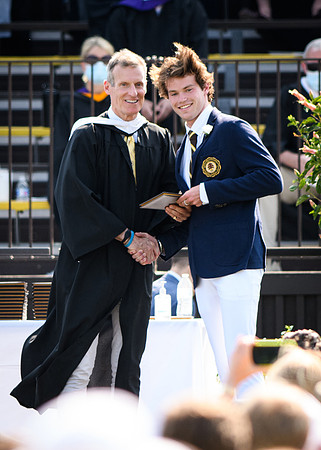 graduation21_diploma_wkl_4549