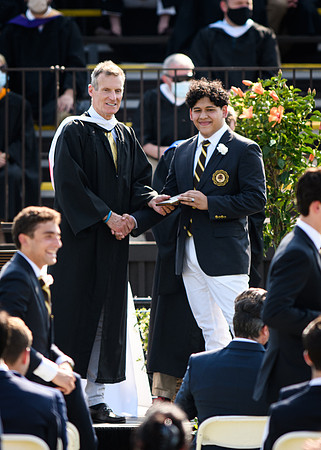 graduation21_diploma_wkl_4571