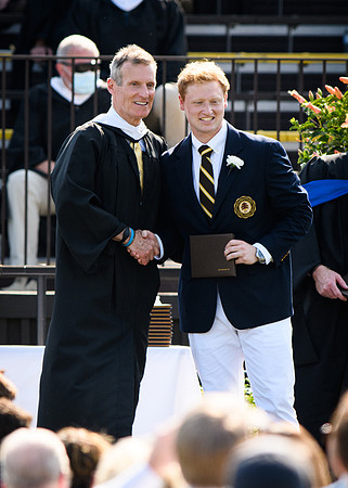 graduation21_diploma_wkl_4801
