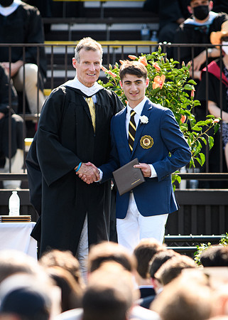 graduation21_diploma_wkl_4683