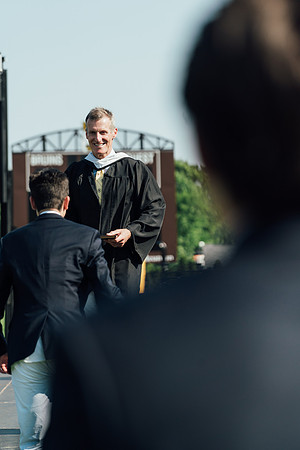 graduation21_diploma_jk_8806